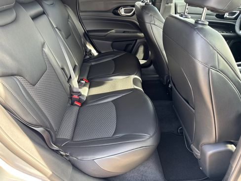 New 2026 Jeep Compass Latitude image 13