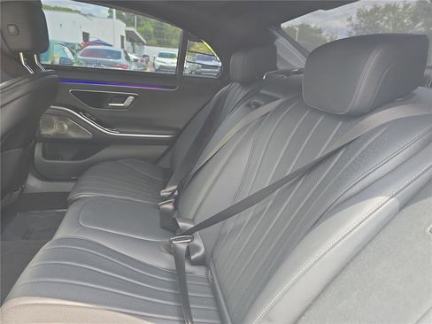 Used 2023 Mercedes-Benz S 500 4MATIC image 13
