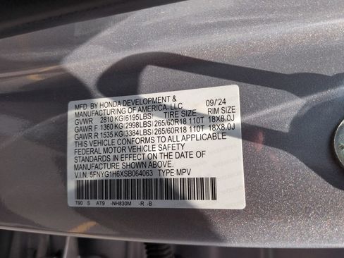 Used 2025 Honda Pilot TrailSport image 34