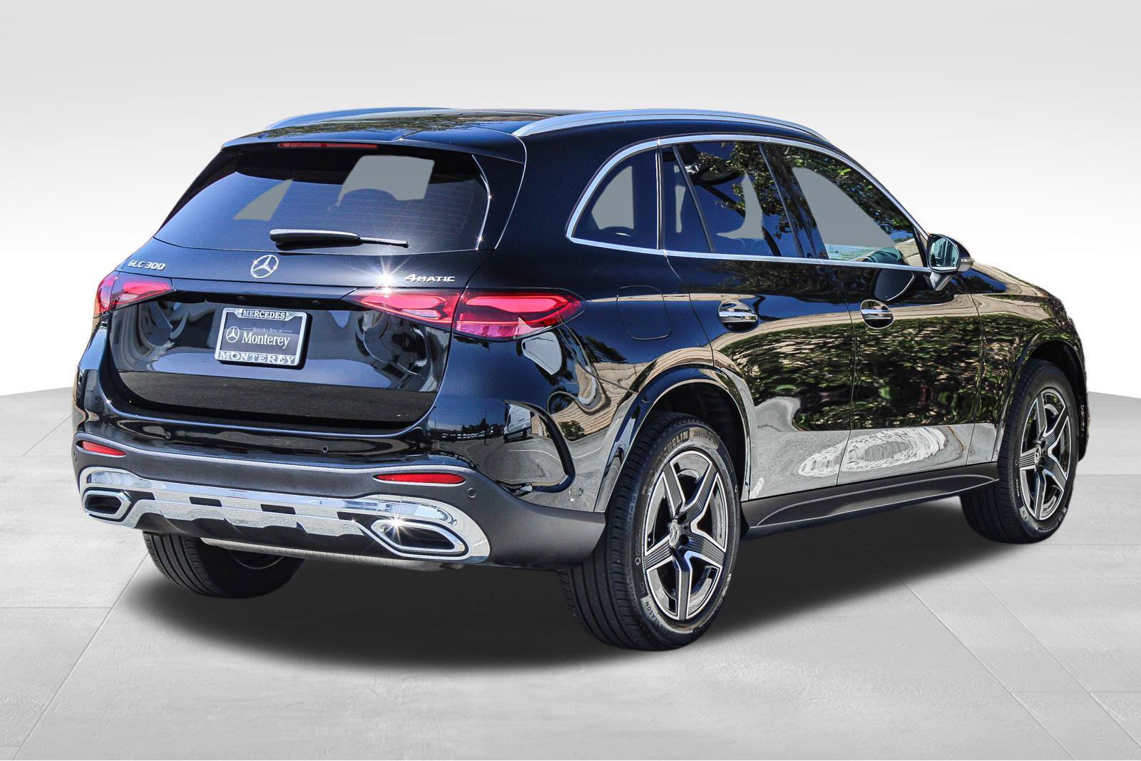 Certified 2026 Mercedes-Benz GLC 300 4MATIC image 9