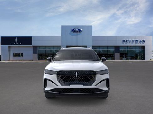 New 2026 Lincoln Nautilus Reserve w/ Jet Appearance Package image 6