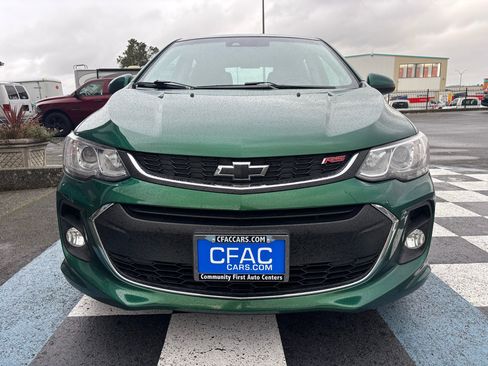 Used 2018 Chevrolet Sonic LT w/ Convenience Package image 8