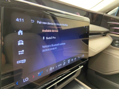 Used 2024 Lincoln Nautilus Reserve w/ Equipment Group 202A image 34