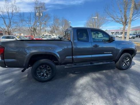 Used 2023 Toyota Tacoma SR5 w/ Technology Package image 17
