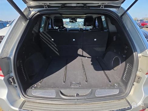 Used 2012 Jeep Grand Cherokee SRT8 w/ Luxury Group II image 11