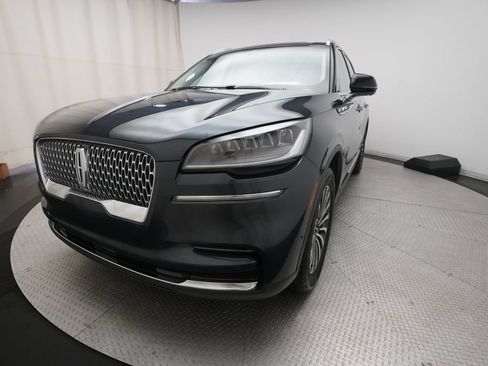 Used 2023 Lincoln Aviator Reserve w/ Equipment Group 201A AWD/4WD image 12