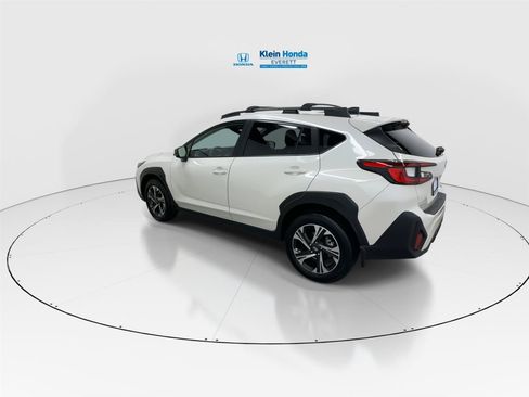 Used 2024 Subaru Crosstrek 2.0i Premium AWD/4WD image 8