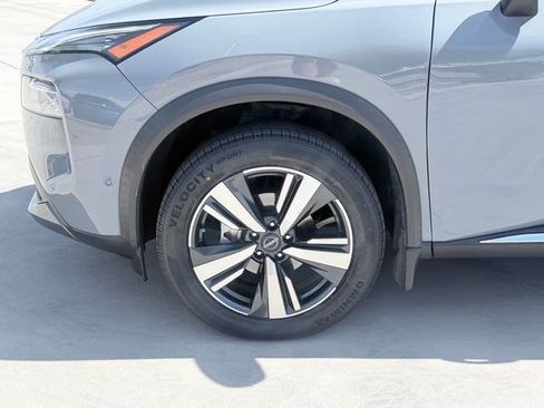 Certified 2023 Nissan Rogue SL w/ SL Premium Package image 40