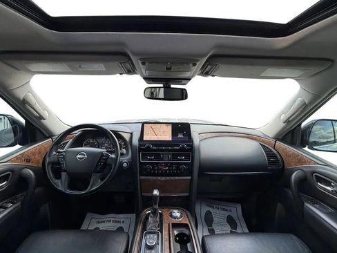 Used 2023 Nissan Armada SL w/ Captain's Chairs Package image 10