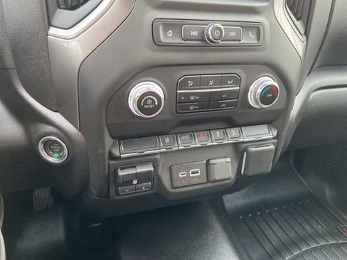 Used 2025 GMC Sierra 3500 Pro image 22