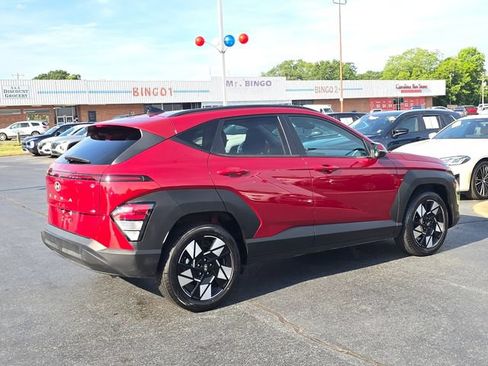 Used 2025 Hyundai Kona SEL FWD image 3