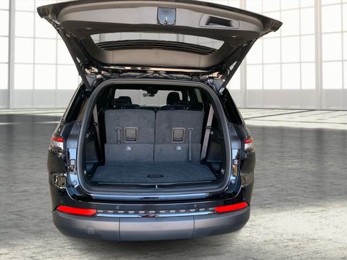 New 2025 Jeep Grand Cherokee L Altitude image 12