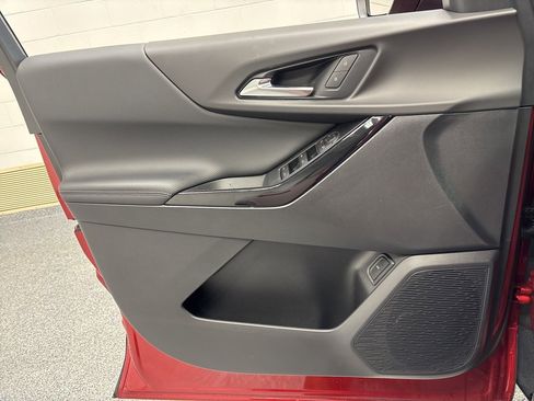 New 2026 Chevrolet Equinox LT w/ Convenience Package II image 27