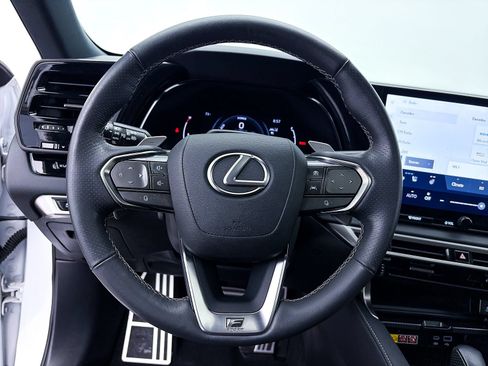 Used 2024 Lexus RX 500h F Sport w/ Convenience Package AWD/4WD image 34