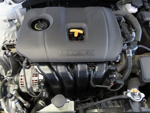 Used 2024 Kia Forte LXS image 30