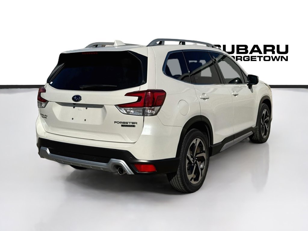Used 2023 Subaru Forester Touring AWD/4WD image 7