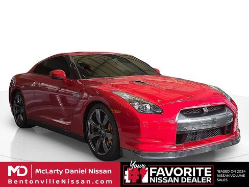 Used 2009 Nissan GT-R Premium AWD/4WD image 1