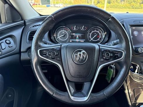 Used 2015 Buick Regal image 15