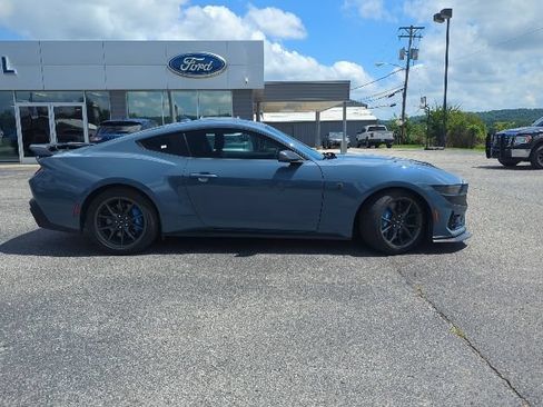 Used 2024 Ford Mustang Dark Horse RWD image 31