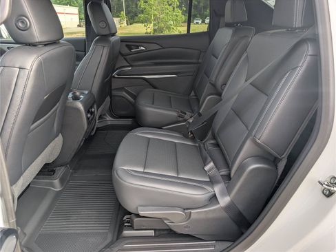 New 2026 Chevrolet Traverse LT w/ Driver Confidence Package FWD image 31
