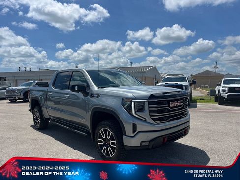 New 2026 GMC Sierra 1500 AT4 w/ AT4 Premium Package AWD/4WD image 2