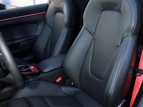 Used 2025 Porsche 911 Targa 4 GTS image 13