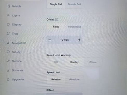 Used 2017 Tesla Model S image 13