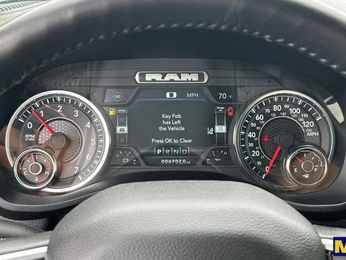 Used 2024 RAM 2500 Big Horn w/ Safety Group AWD/4WD image 32