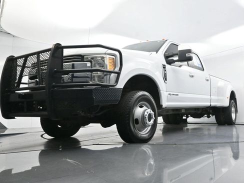 Used 2017 Ford F350 Lariat AWD/4WD image 49
