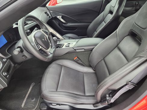 Used 2016 Chevrolet Corvette Stingray Coupe image 8