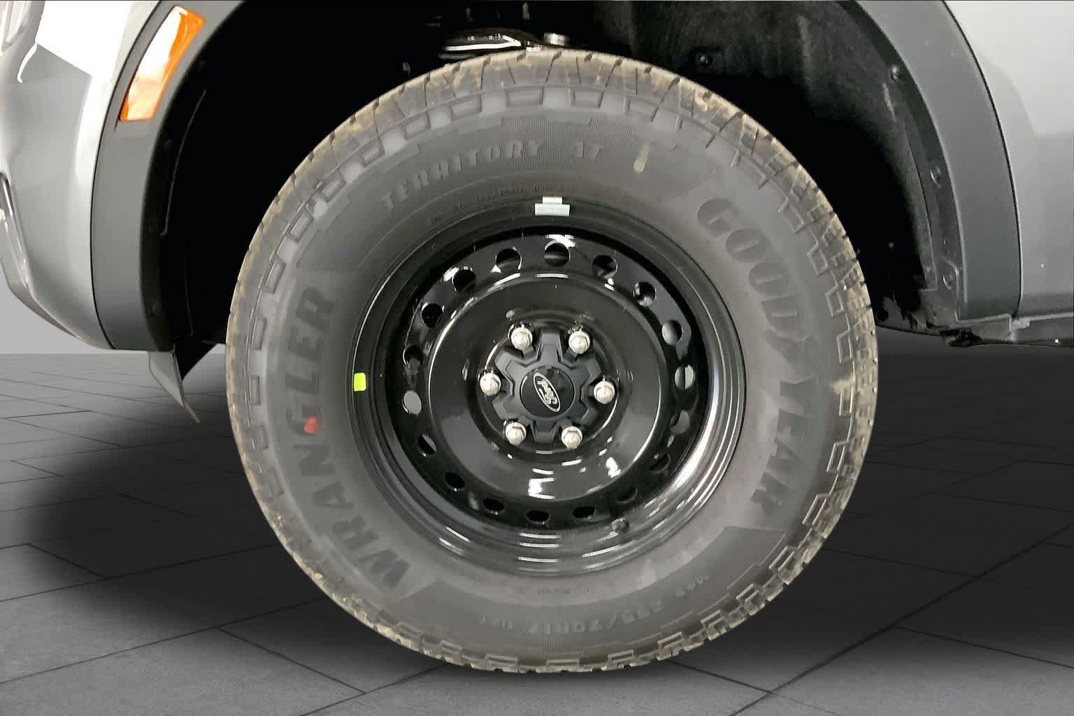 New 2026 Ford Ranger XL w/ Trailer Tow Package RWD image 9