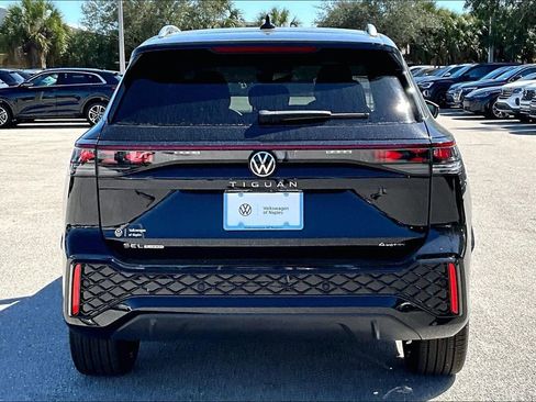 New 2026 Volkswagen Tiguan SEL R-Line image 6