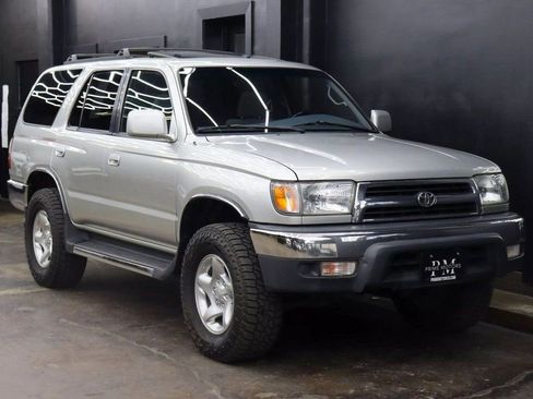 Used 1999 Toyota 4Runner SR5 AWD/4WD image 21