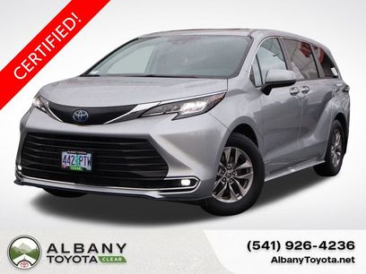 Used 2021 Toyota Sienna XLE