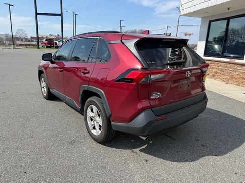 Used 2020 Toyota RAV4 XLE w/ Convenience Package image 6