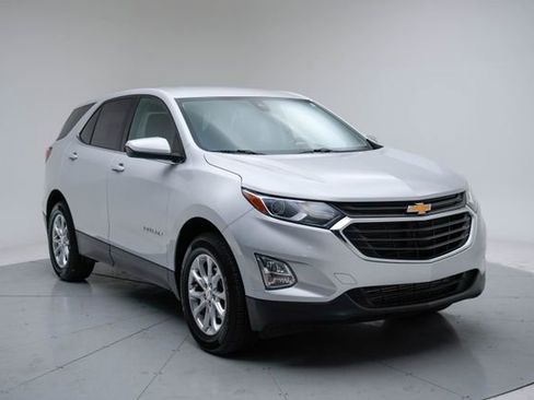 Used 2020 Chevrolet Equinox LT image 9
