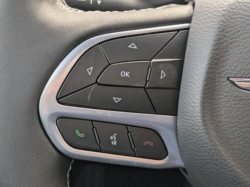 New 2026 Chrysler Pacifica Select FWD image 26