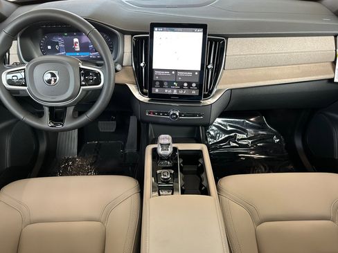 New 2026 Volvo XC90 B6 Plus image 11