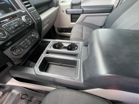 Used 2018 Ford F150 XL w/ Equipment Group 101A Mid AWD/4WD image 16