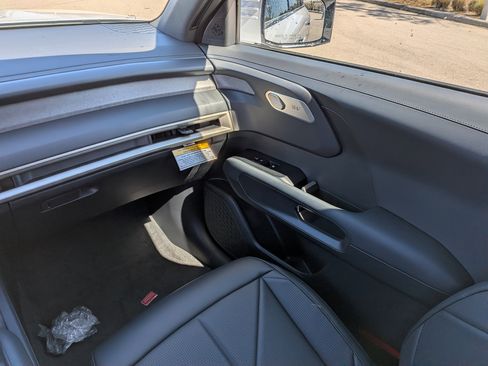 New 2027 Kia Telluride EX FWD image 22