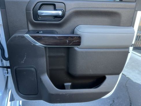 Used 2020 GMC Sierra 2500 SLT w/ SLT Premium Plus Package image 22