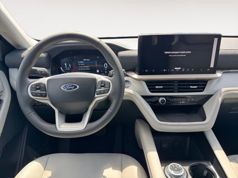 New 2026 Ford Explorer Active w/ Active Comfort Package AWD/4WD image 13