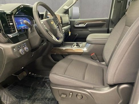 New 2025 Chevrolet Silverado 2500 LT w/ Z71 Chrome Sport Edition image 15