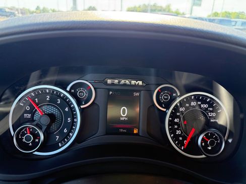 New 2026 RAM 2500 Big Horn AWD/4WD image 16