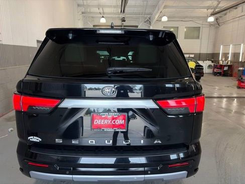 Used 2024 Toyota Sequoia Capstone AWD/4WD image 4