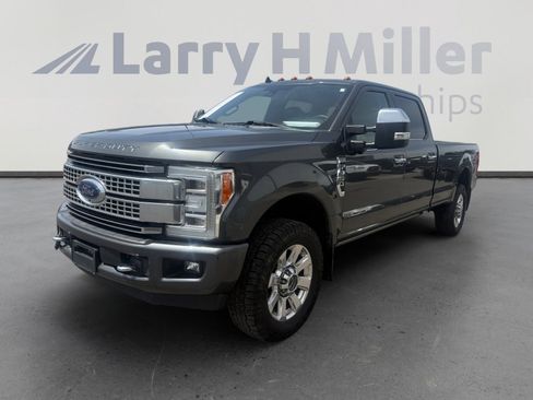 Used 2019 Ford F350 Platinum w/ Platinum Ultimate Package AWD/4WD image 1