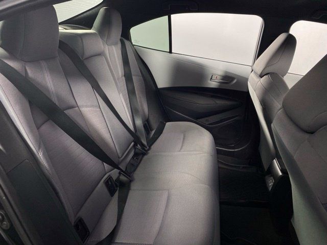 Used 2025 Toyota Corolla SE FWD image 17
