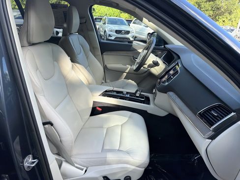 Certified 2023 Volvo XC90 B6 Plus w/ Protection Package AWD/4WD image 35