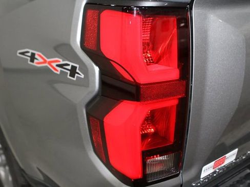 New 2026 Chevrolet Colorado LT w/ LT Convenience Package AWD/4WD image 29