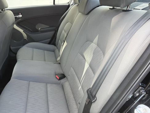 Used 2016 Kia Forte LX image 25